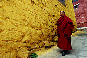 Geel en Rood (Ganden Monastery)